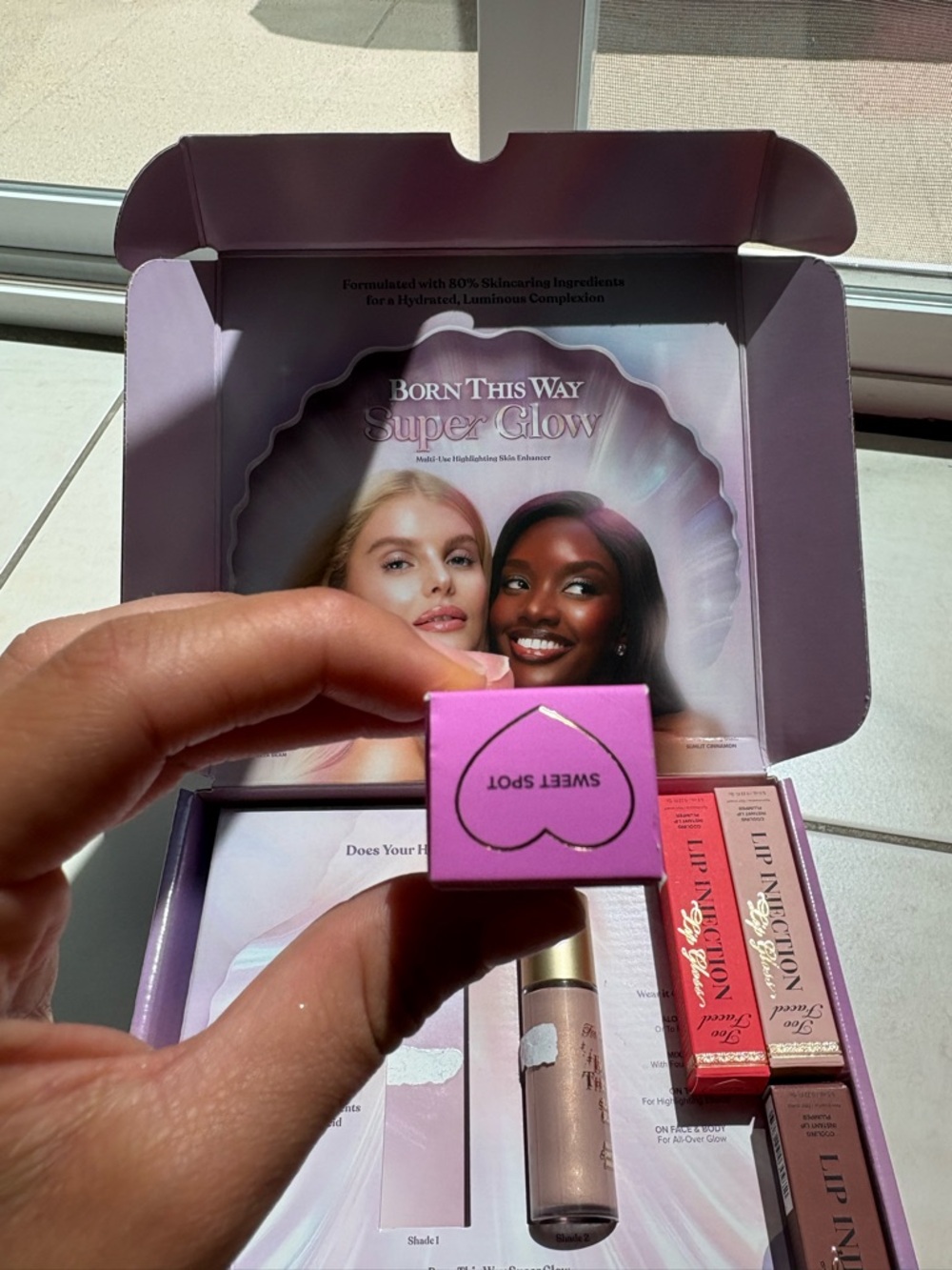 Too Faced Born This Way Super Glow Highlight - Sweet Spot Pink